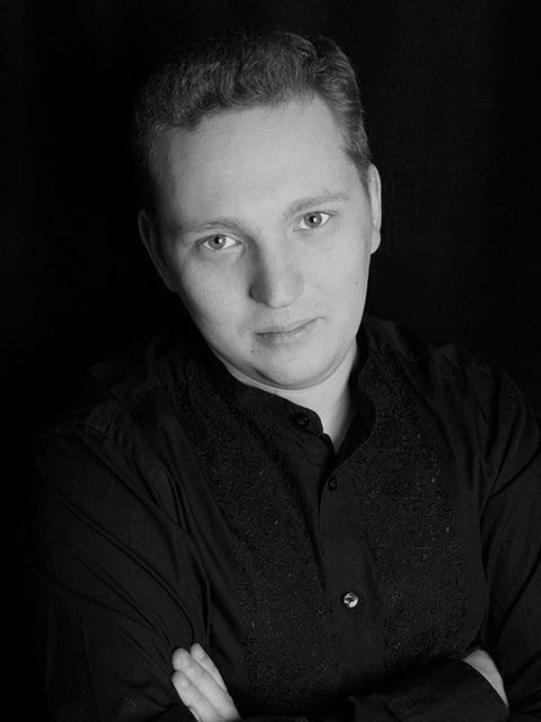 Mikhail Iskrov Resmi